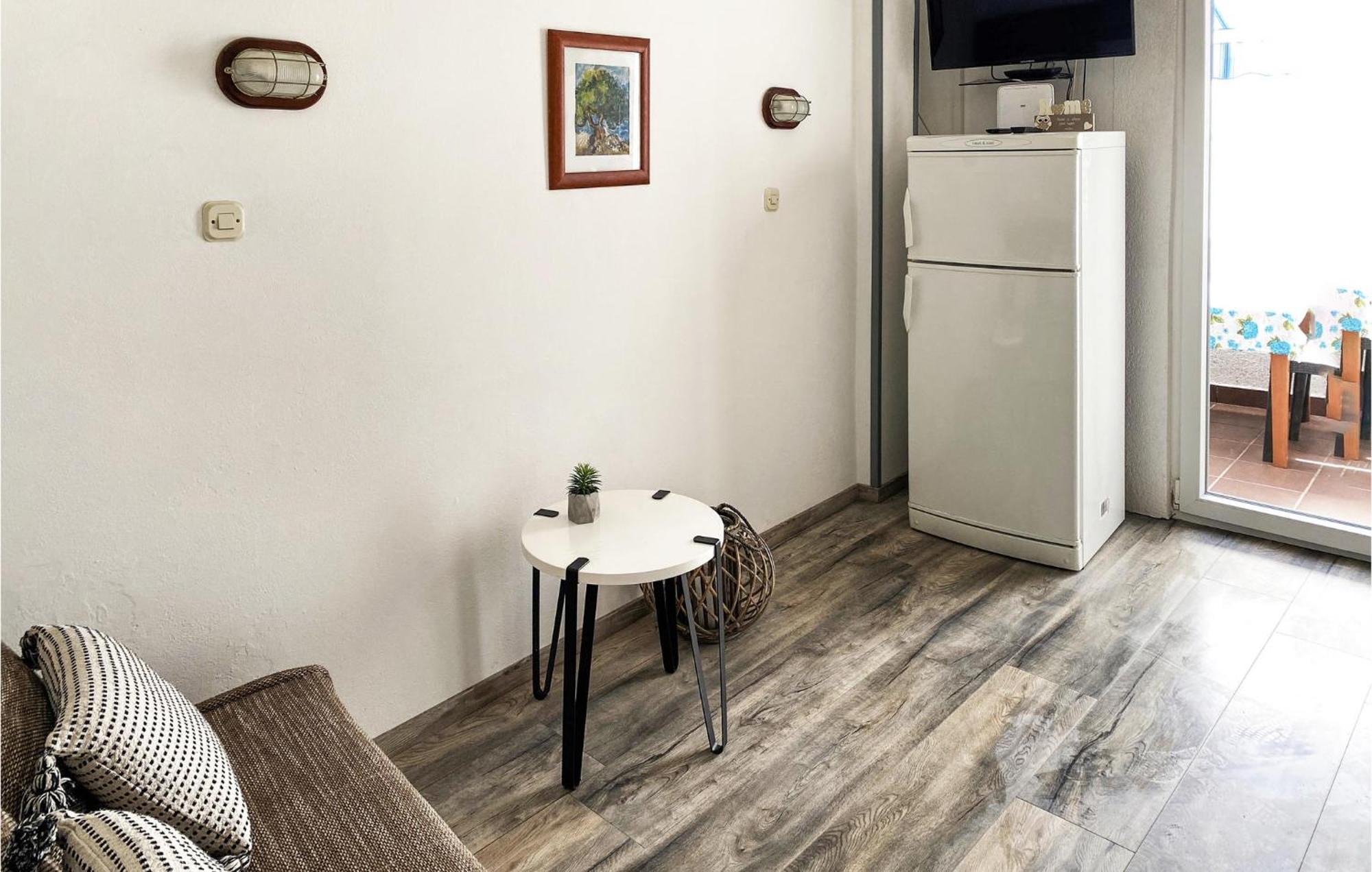Stunning Home In Punat With Kitchen สตาราบัชกา ภายนอก รูปภาพ